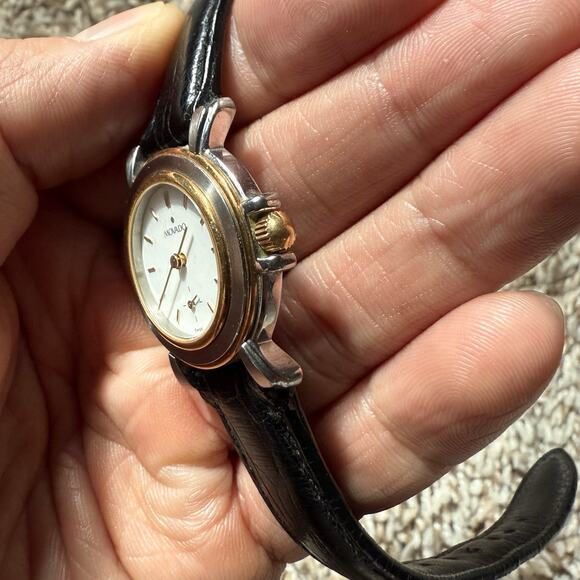 Vintage Movado Folio Manual Wind Watch Two Tone 18k Gold 26mm Ladies 95.C4.825 main image 9